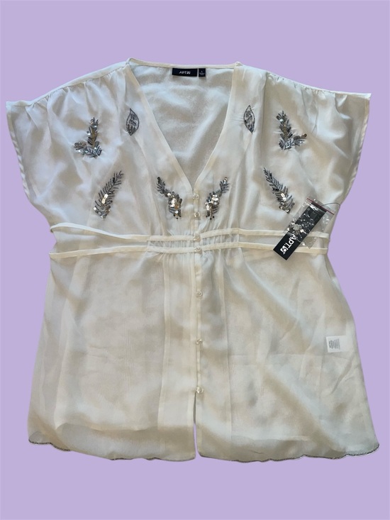 Apt. 9 Tops - Apt.‎ 9 Tie Waist Sheer Ivory Short Sleeve Blouse with Silver Sequin Feathers